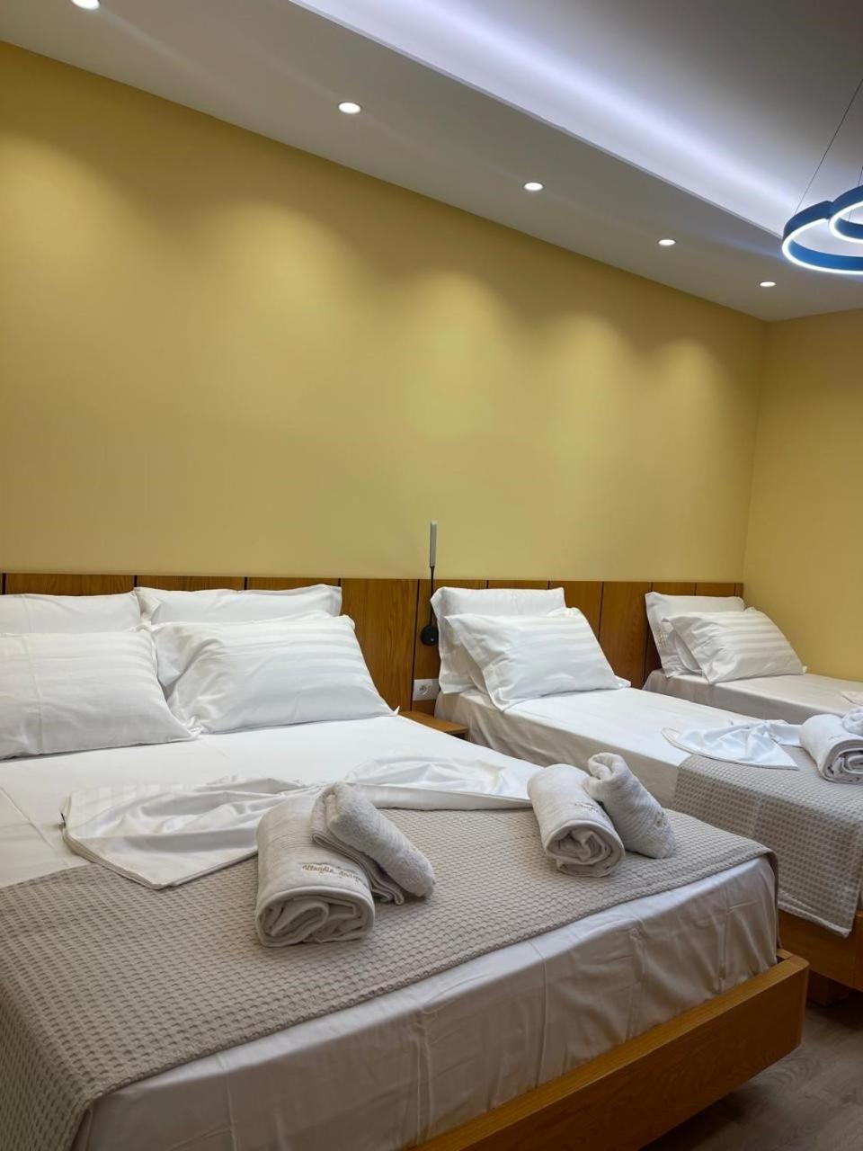 Apartament Klaudia Himara